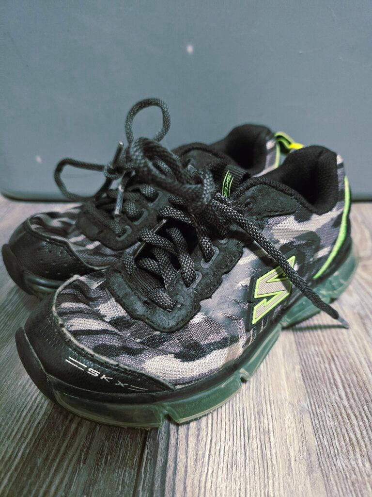 SkechersSize 11 Boys' Skech-Air Mega Athletic Shoes clearance