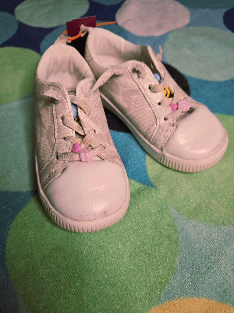 Size 8 white clearance Carters