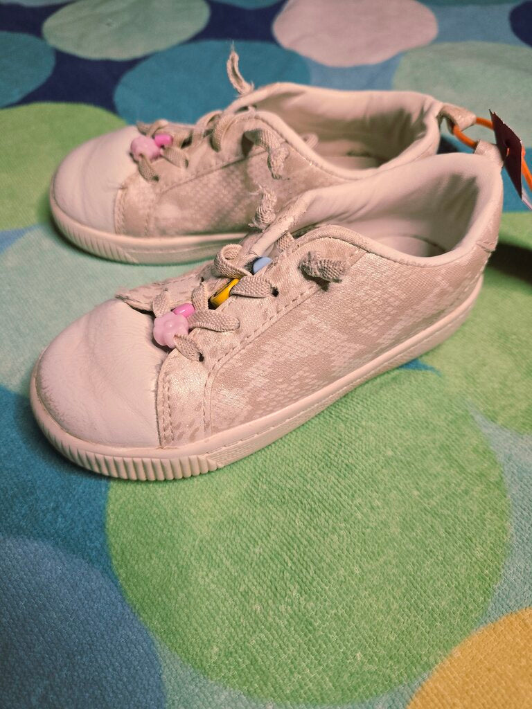 Size 8 white clearance Carters