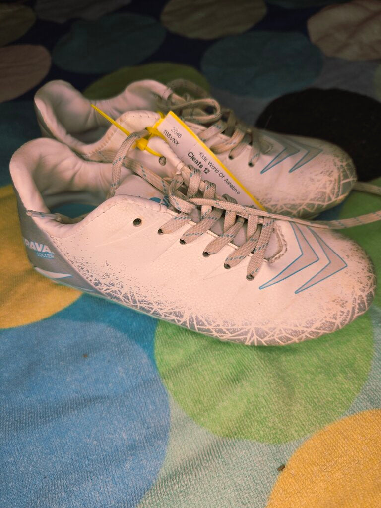 Size 12 Cleats Brave