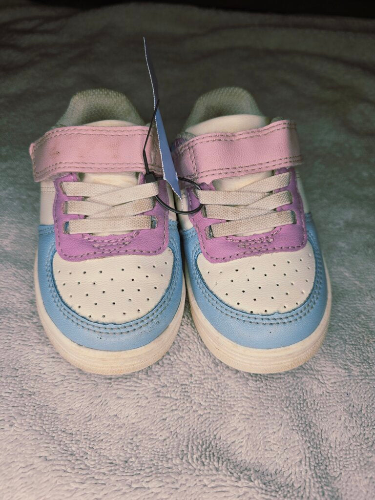 Size 4 pink/white/blue shoes Cat&Jack