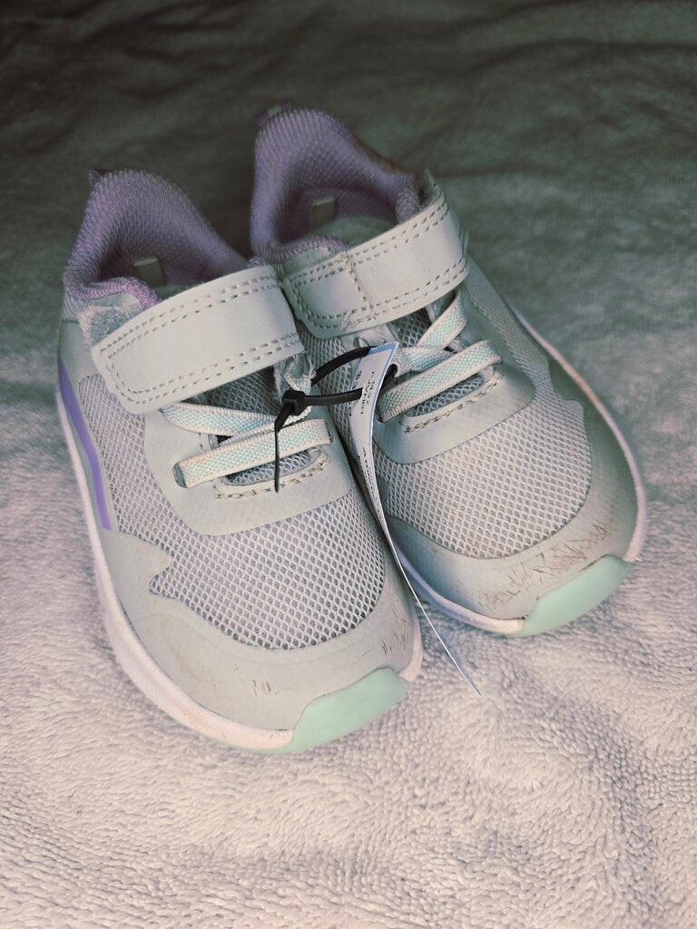Size 5 gray/purple athletic works