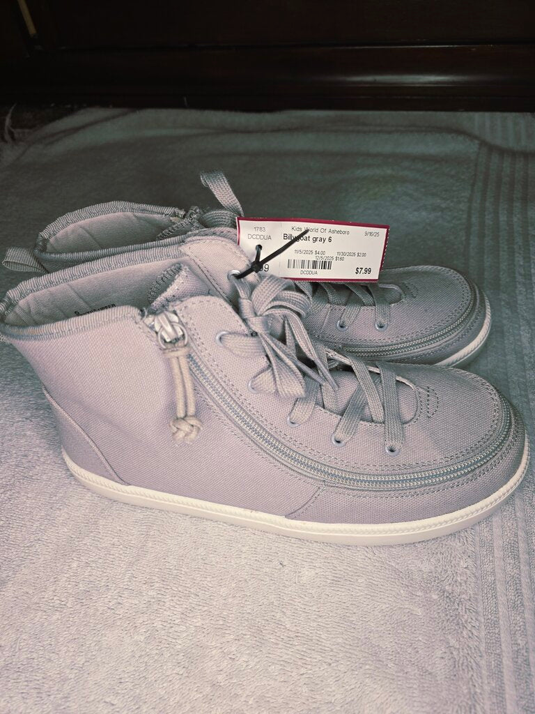 Size 6 youth gray Billygoat