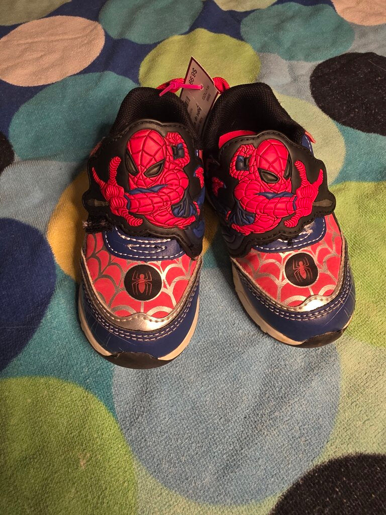 Size 7 light up w/power button shoes