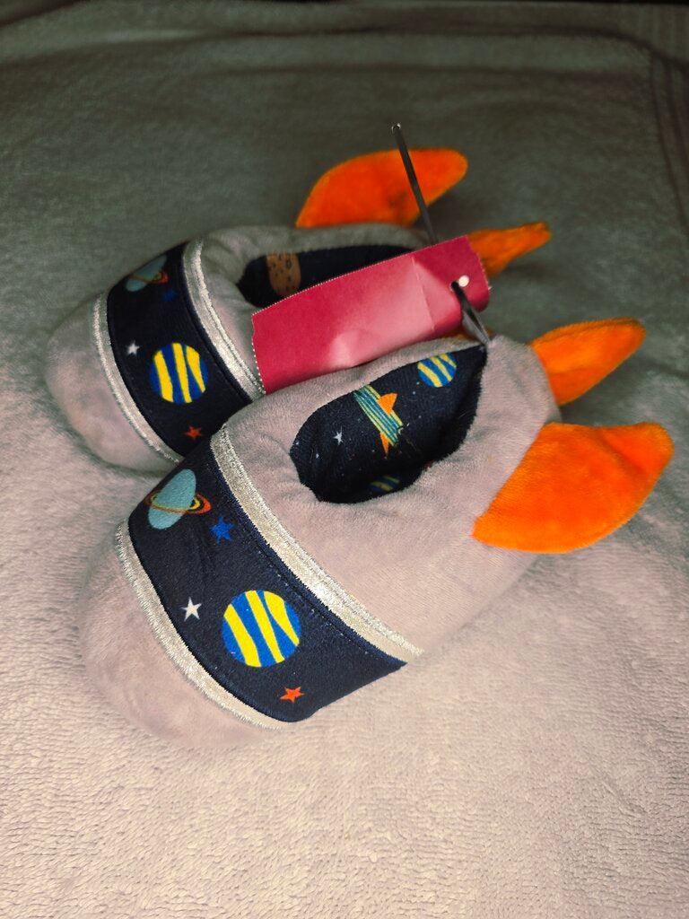 Size 5/6 rocket bedroom shoes