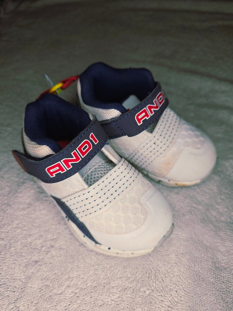 Size 4 white shoes And1