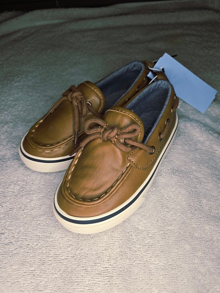 Size 7 brown boat shoes NWT Old Navy