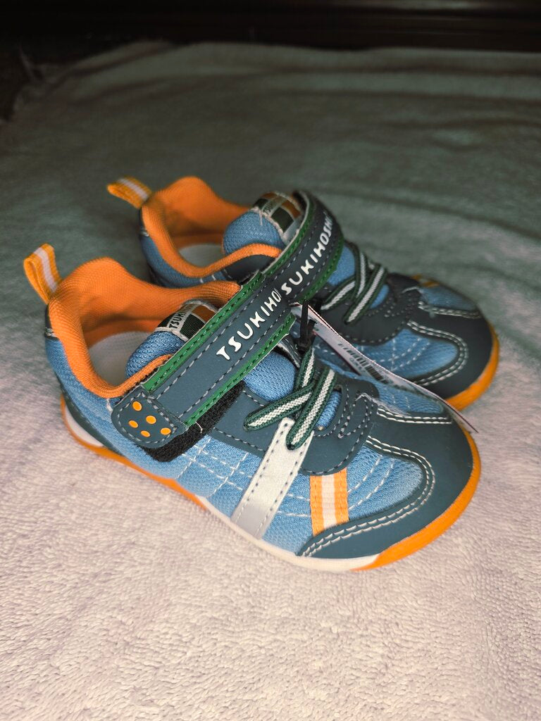 Size 8 blue/orange Tsukihoshi