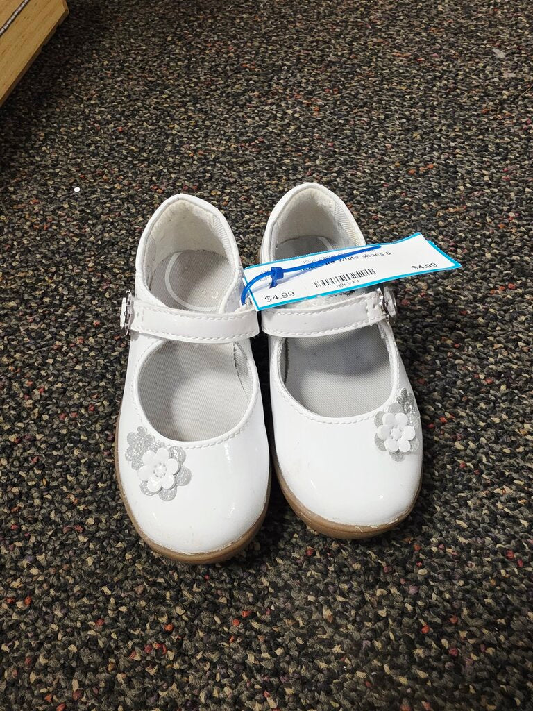 stride rite white shoes