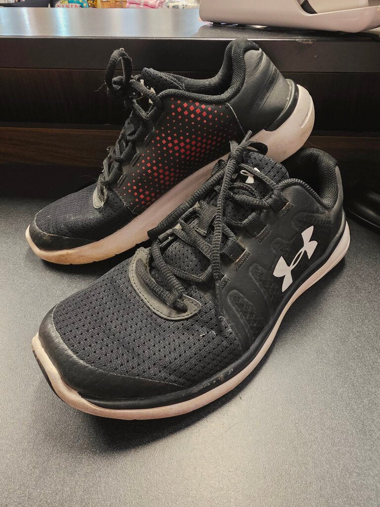Blk/Red Under Armour