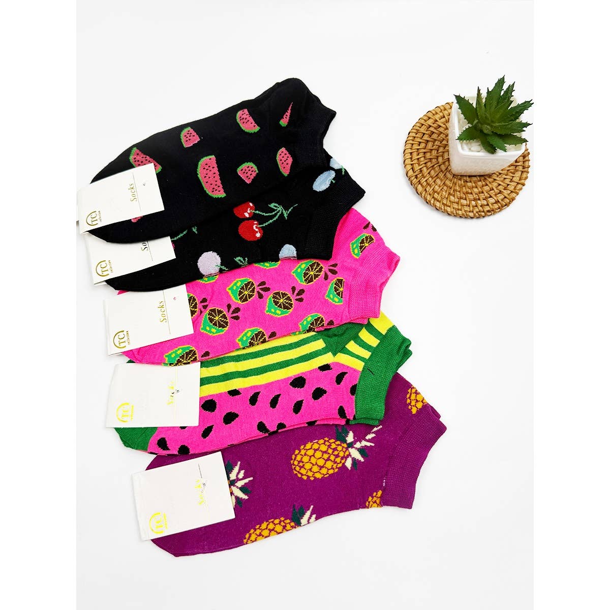 Fruit Design Everyday Socks: ASSORTED COLOR / ONE SIZE(12)