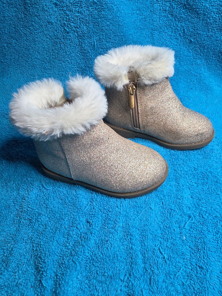 7 Girls Glittery Faux Fur Boots