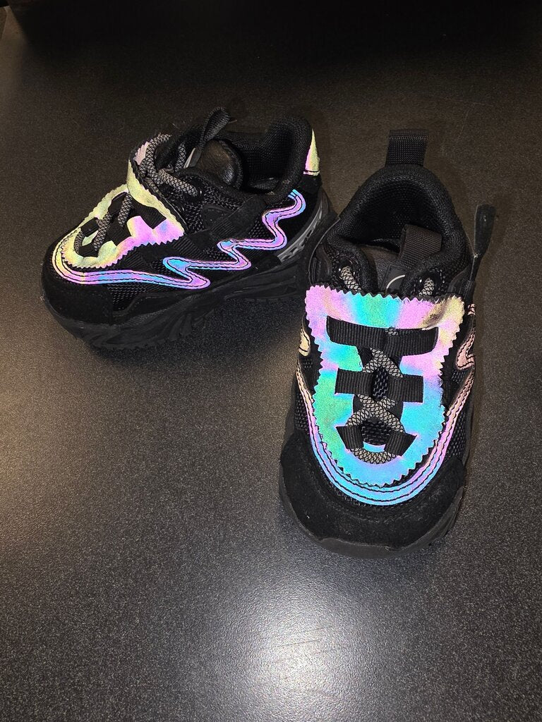 Size 5 Holographic Black Kids Sneakers