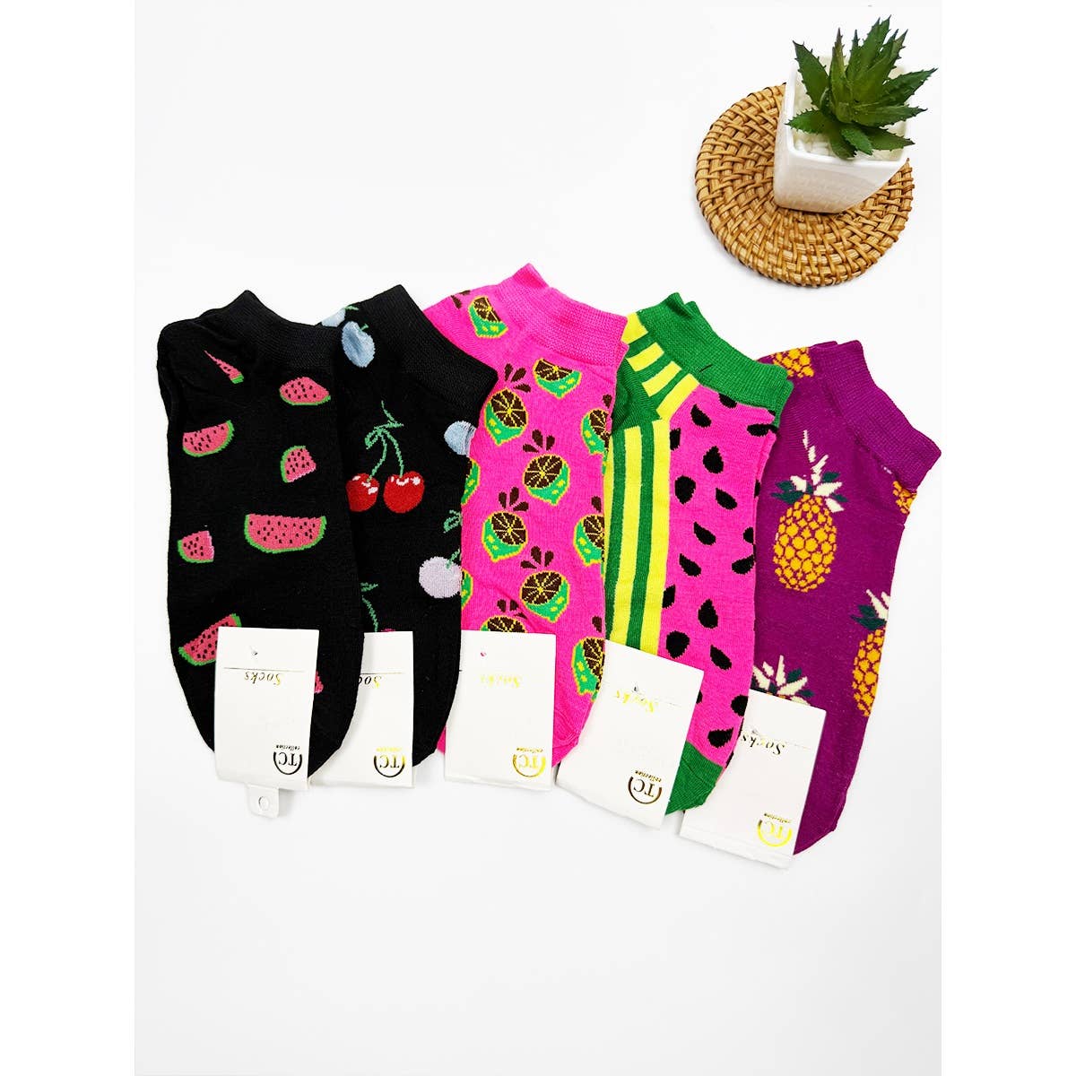 Fruit Design Everyday Socks: ASSORTED COLOR / ONE SIZE(12)