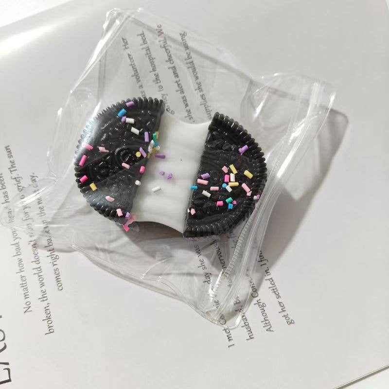 Cookie Sandwich Squishy Stress Relief Fidget Squeeze Toy: Stretch black / One Size