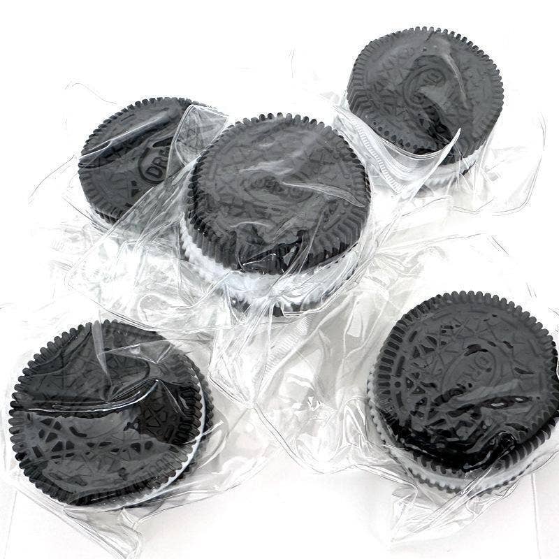 Cookie Sandwich Squishy Stress Relief Fidget Squeeze Toy: Stretch black / One Size