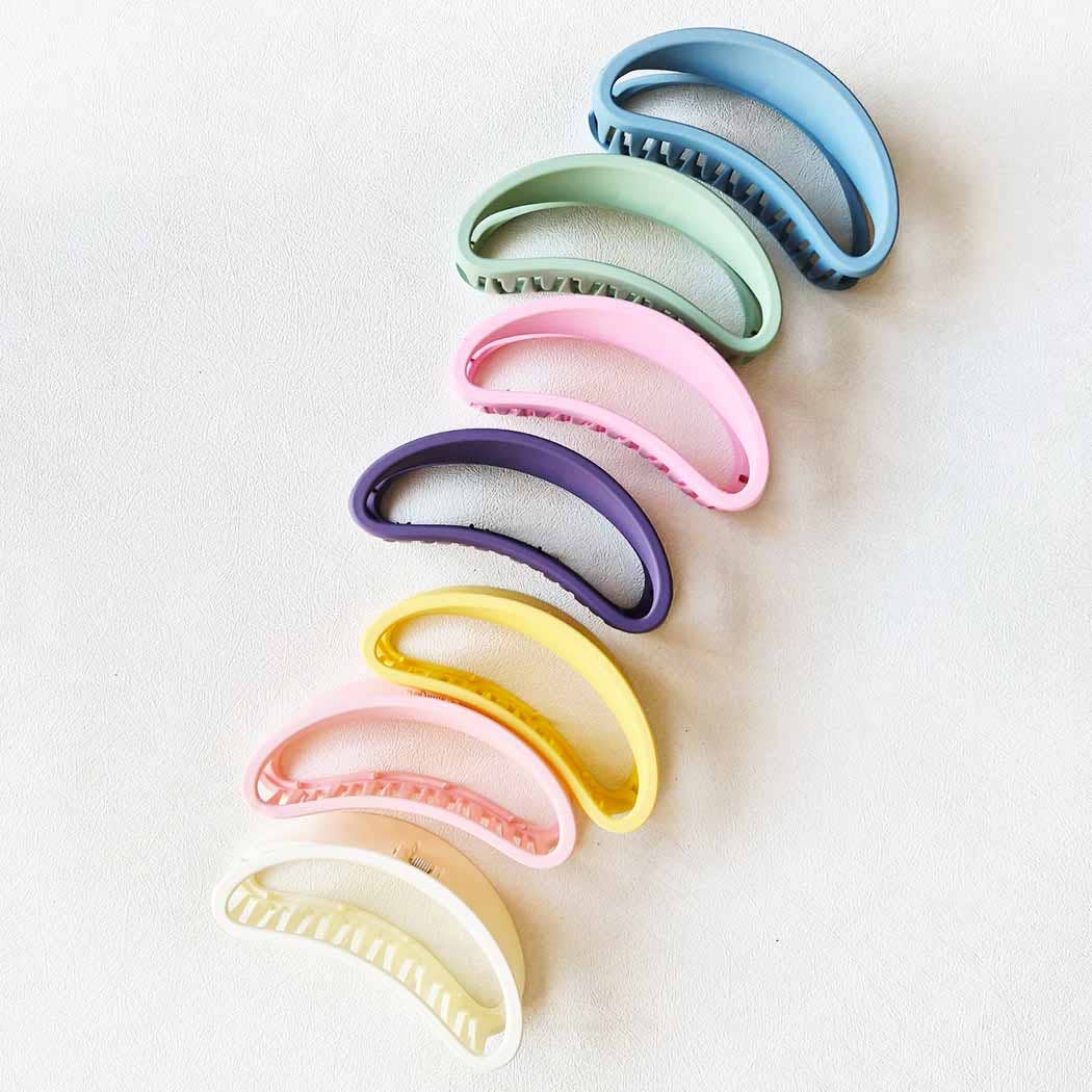 Matte Colors of Oval Hair Claw Clip: ASSORTED COLOR / ONE SIZE(12)
