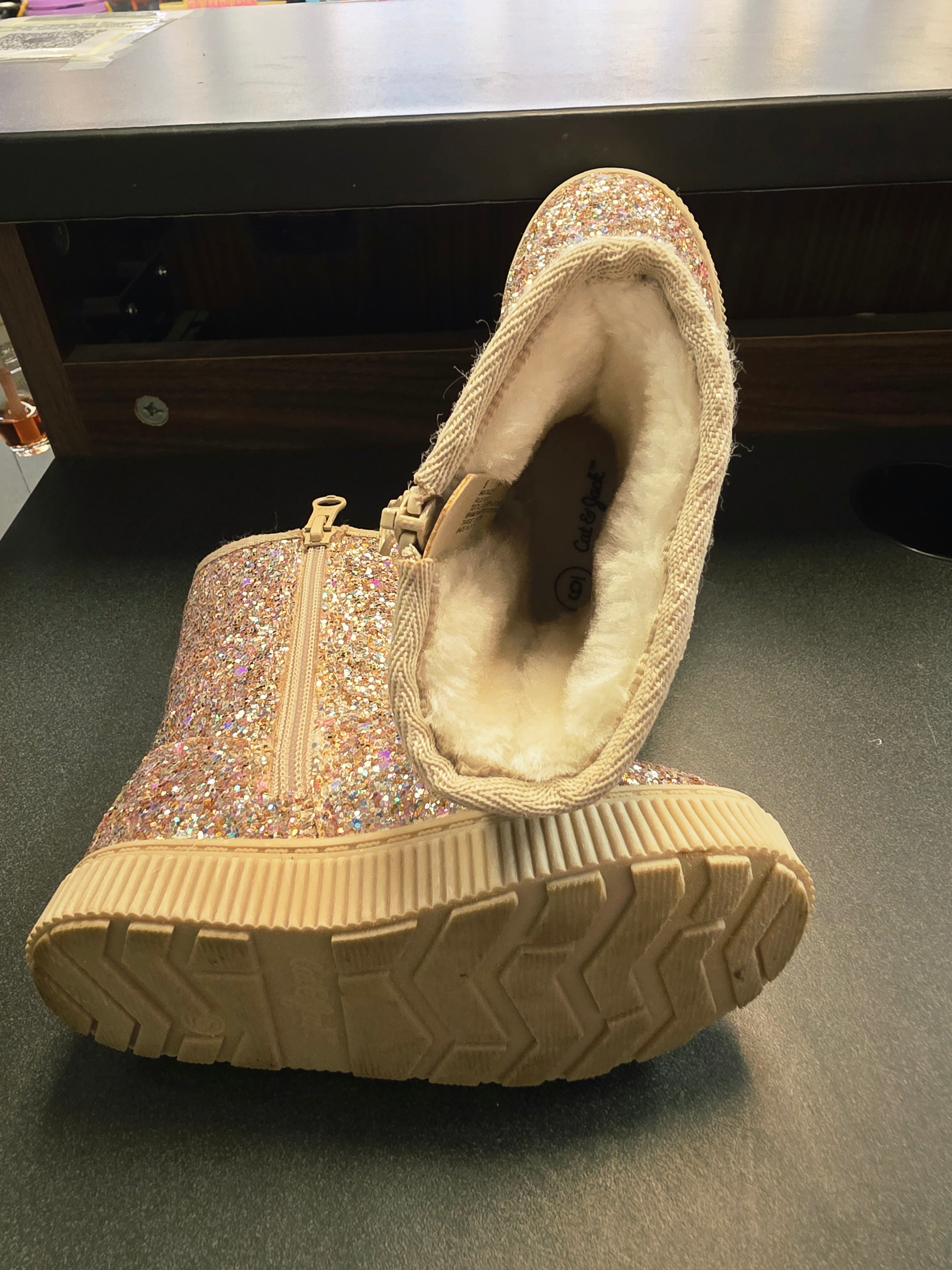 6 Glitter Fur Lined Boots Cat & jack