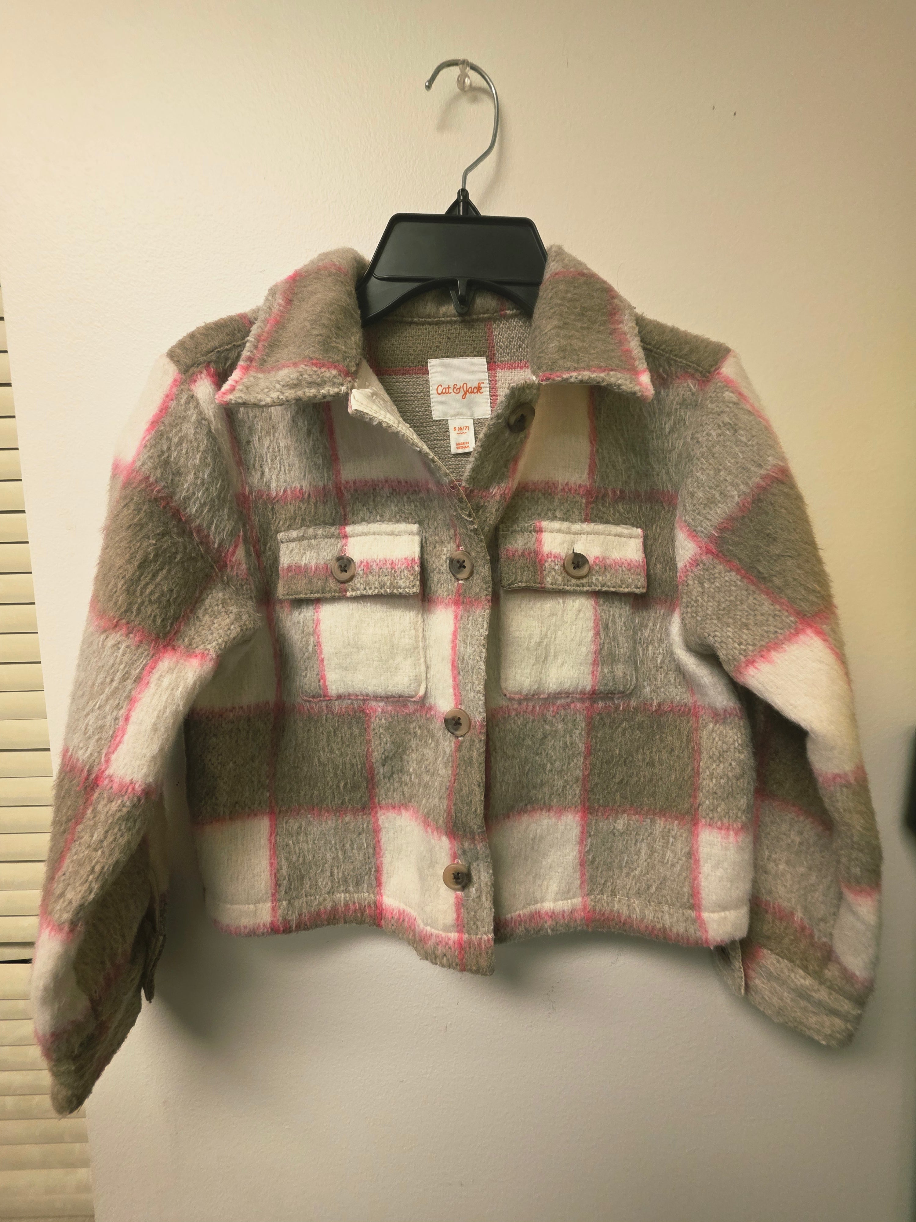 6/7 Plaid Cropped Shacket Cat & Jack