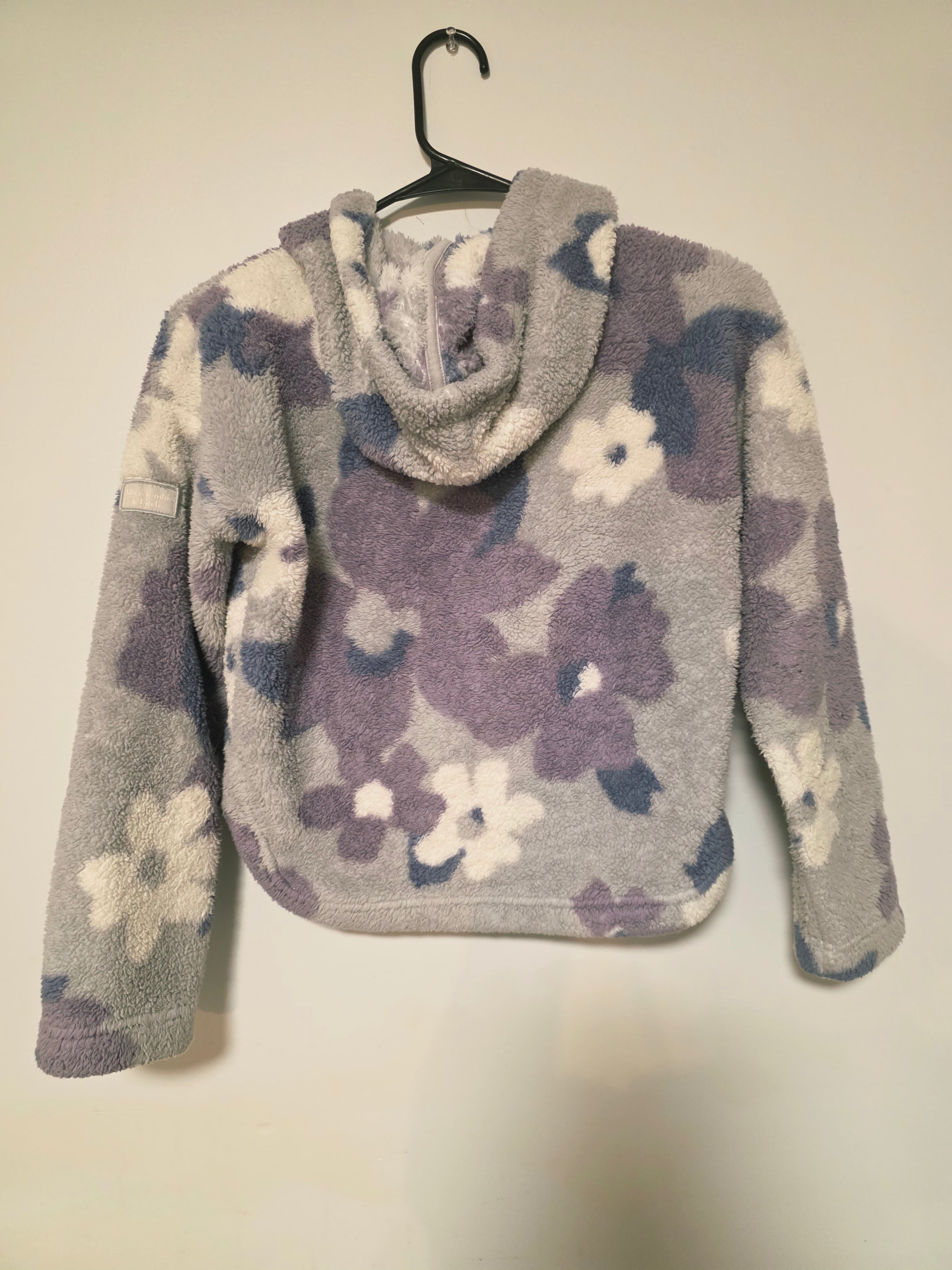 9/10 Abercrombie kids Fleece Pullover
