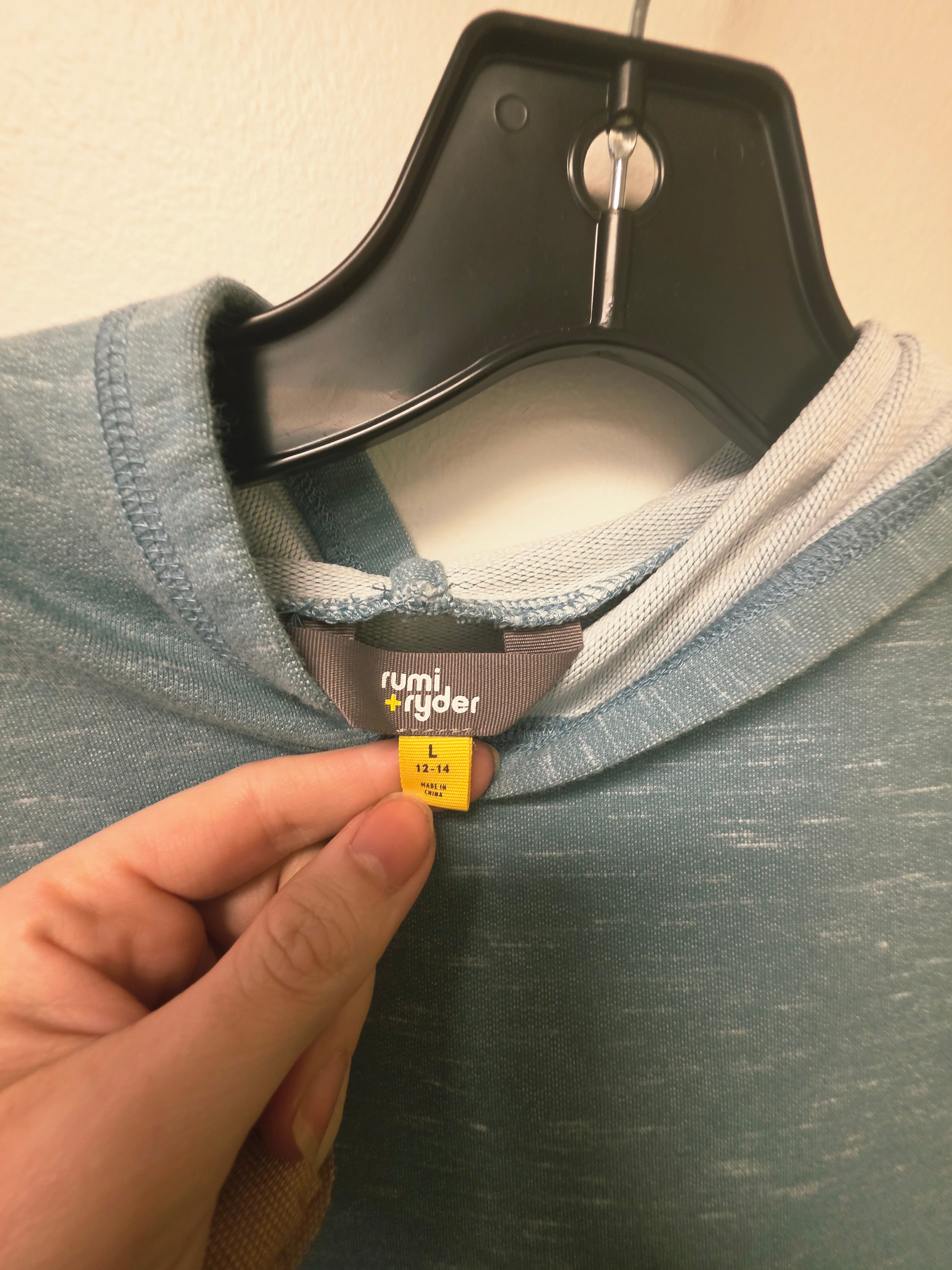 12/14 Hooded Pullover Rumi + Ryder