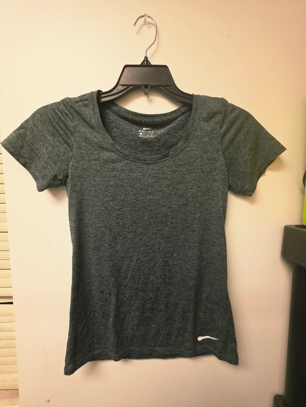 XS Women's Shirt Nike Dri-Fit