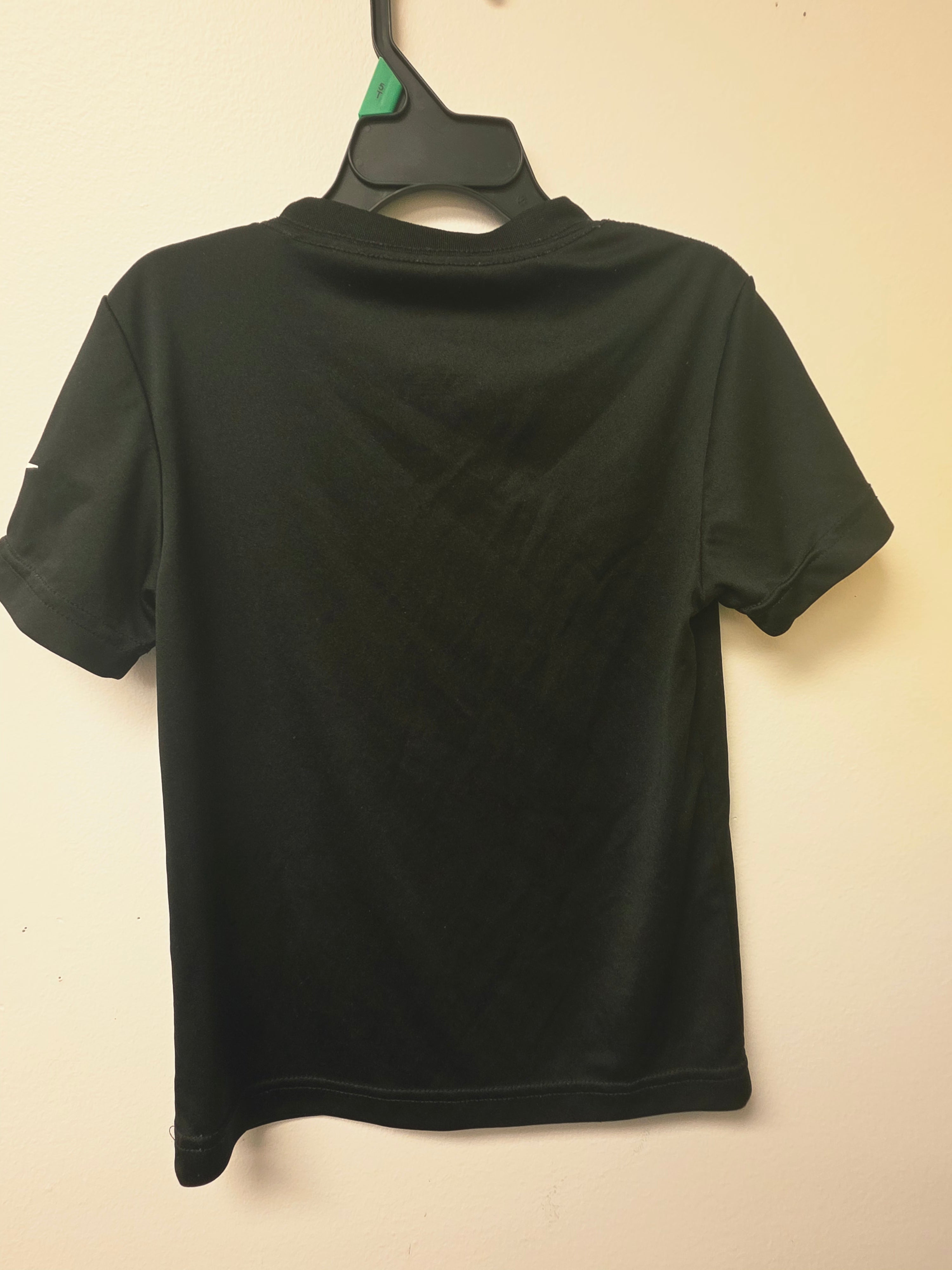 5T Like New Shirt Nike Dri-Fit